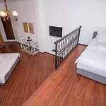 Isabella * Mostar